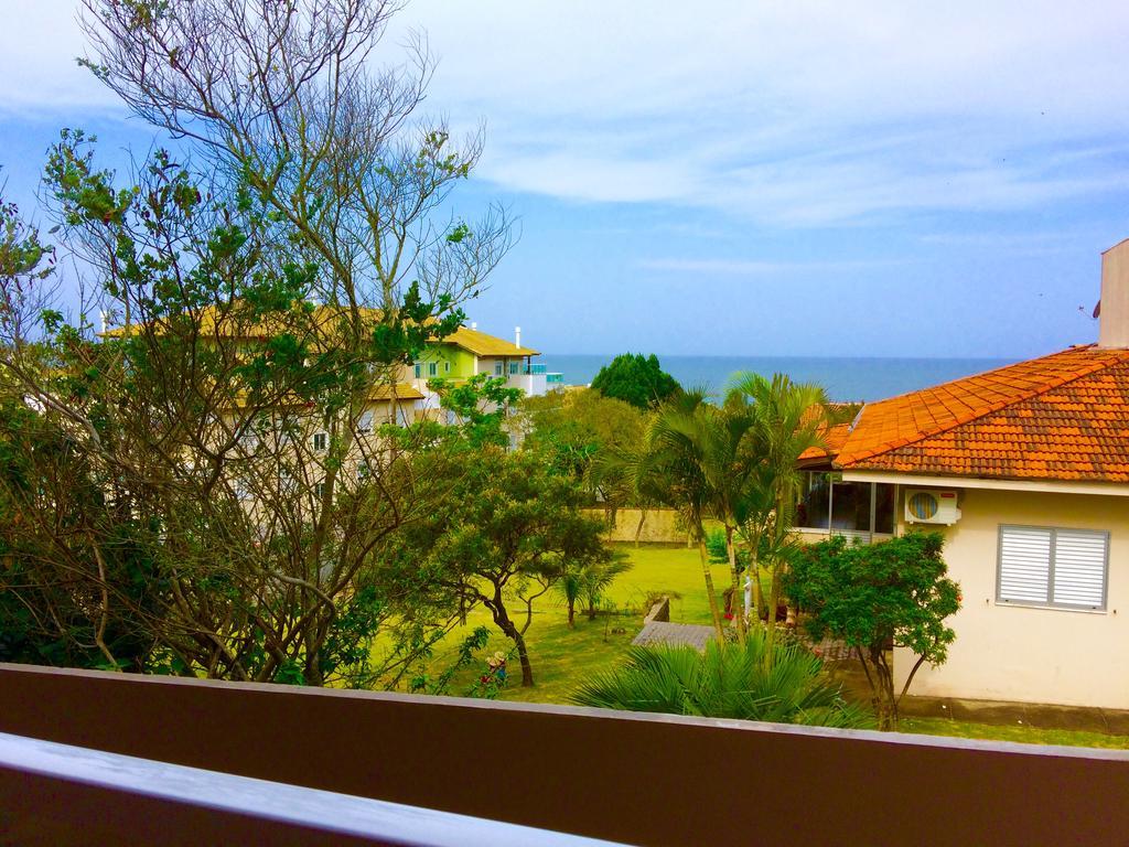 Residencial Gralha Azul 招待所 *